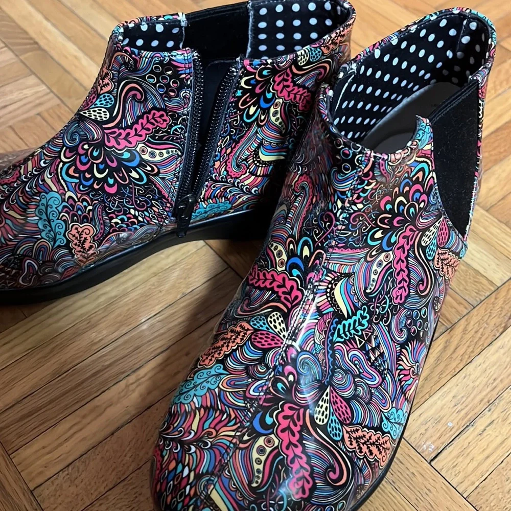 Algeria Clogs - Picture 2 of 6